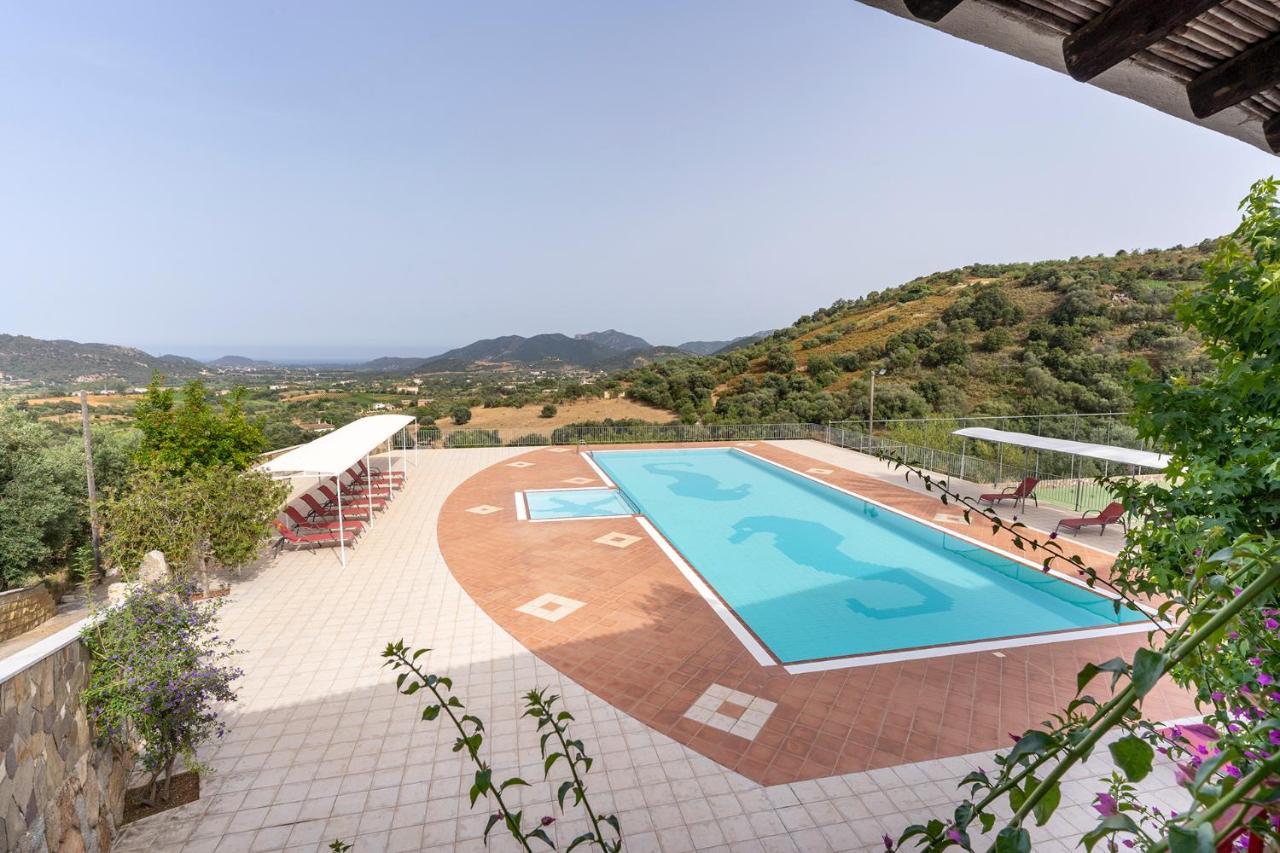 Hotel Is Murtas Jerzu Bagian luar foto