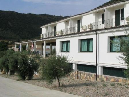Hotel Is Murtas Jerzu Bagian luar foto